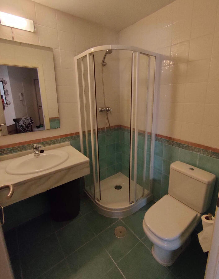 Baño secundario Baño secundario